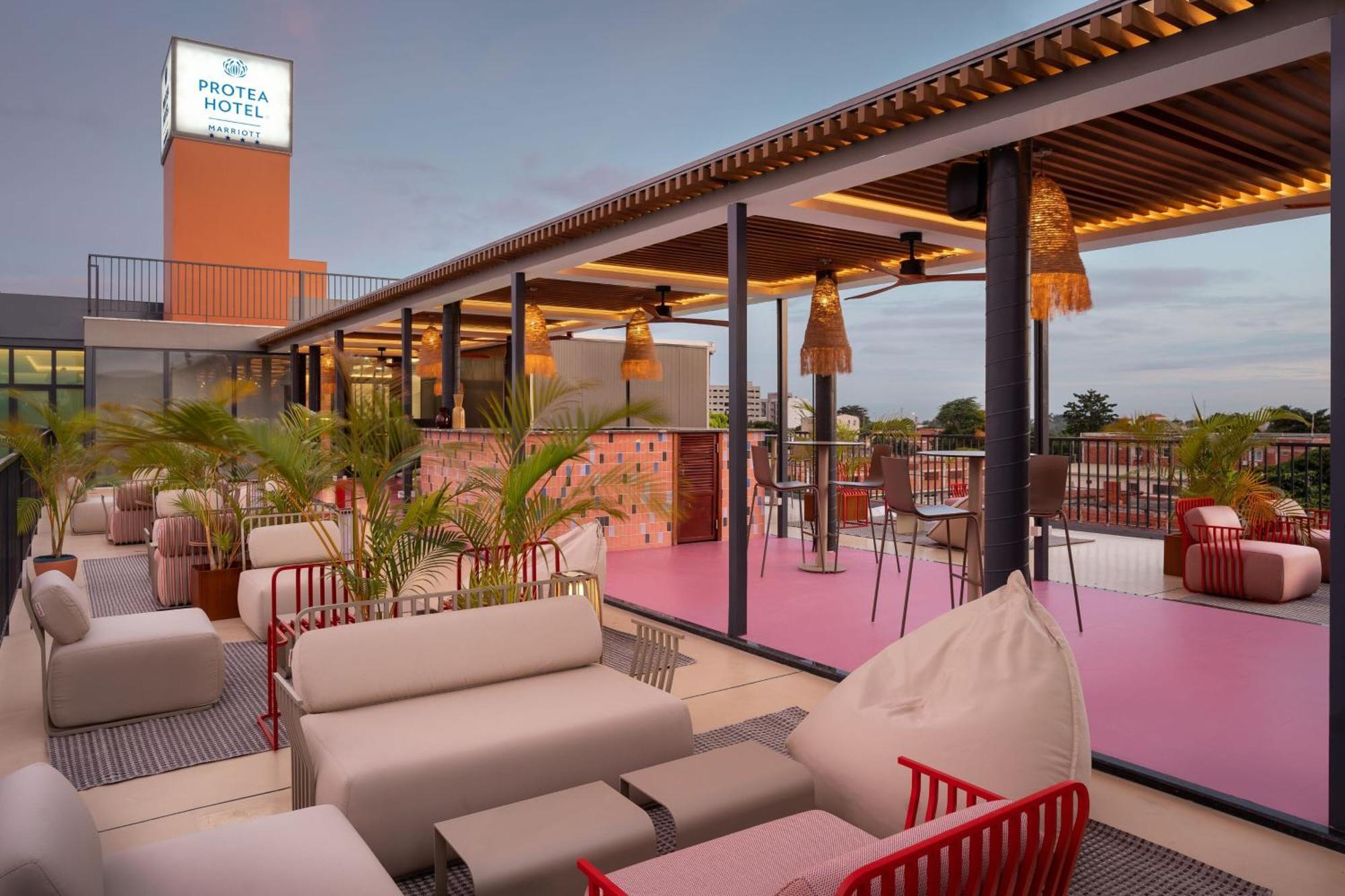 Protea Hotel By Marriott Λουάντα Εξωτερικό φωτογραφία