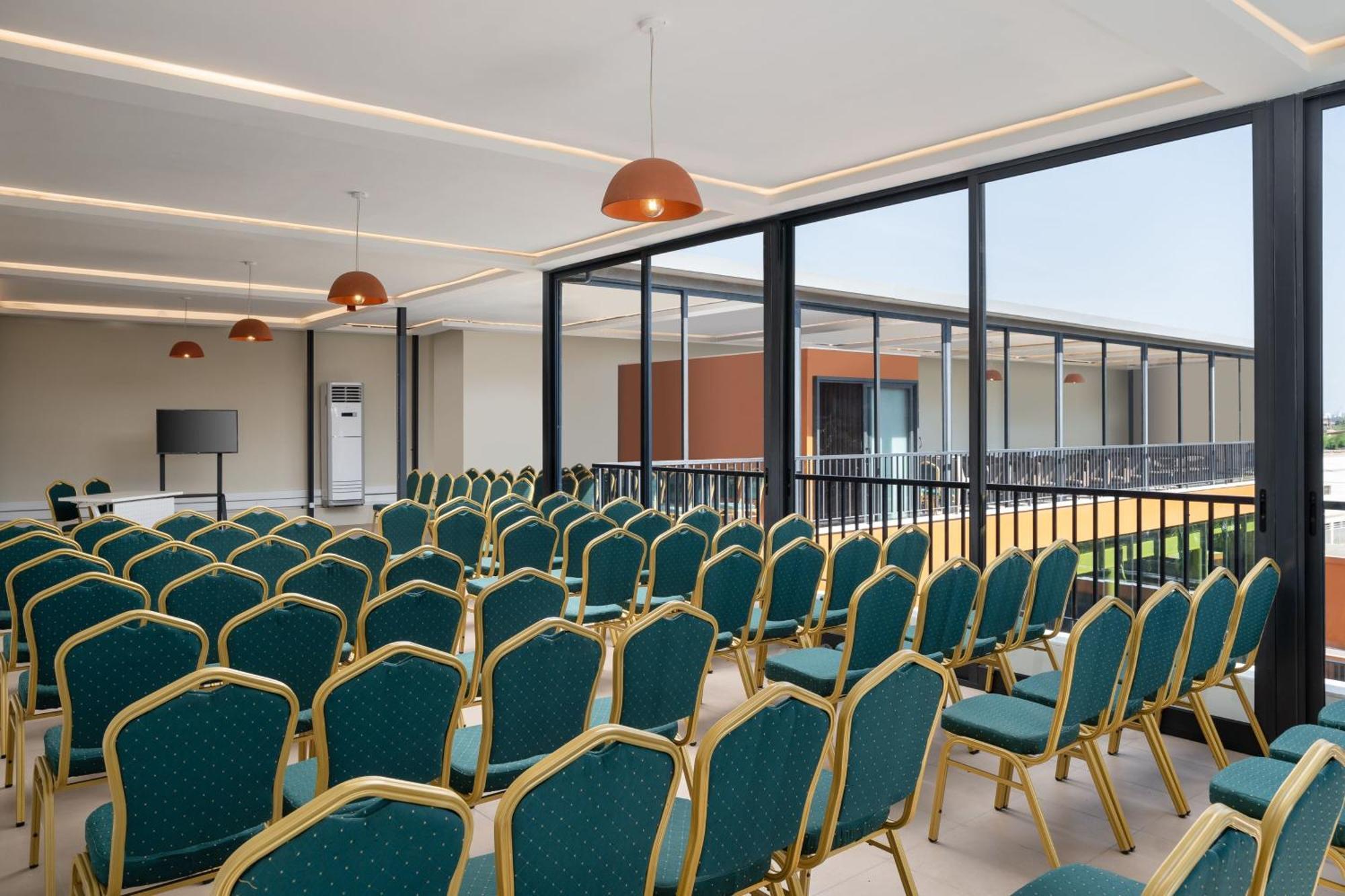 Protea Hotel By Marriott Λουάντα Εξωτερικό φωτογραφία